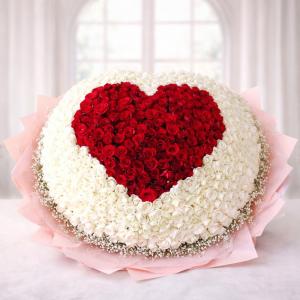 Valentine 401 Red and White Roses Arrangeement